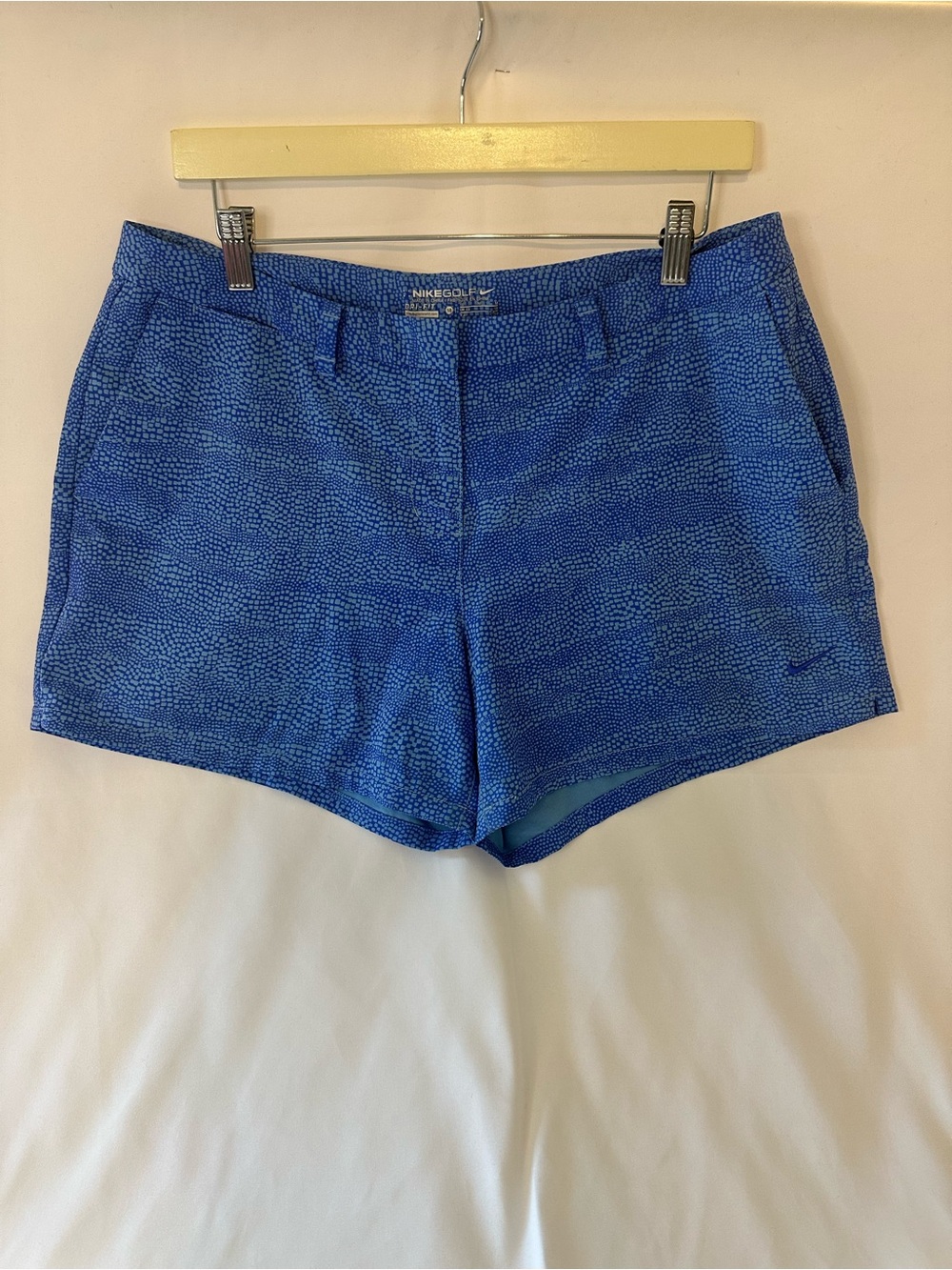 Nike Women's Blue Micro-Print Athletic Shorts